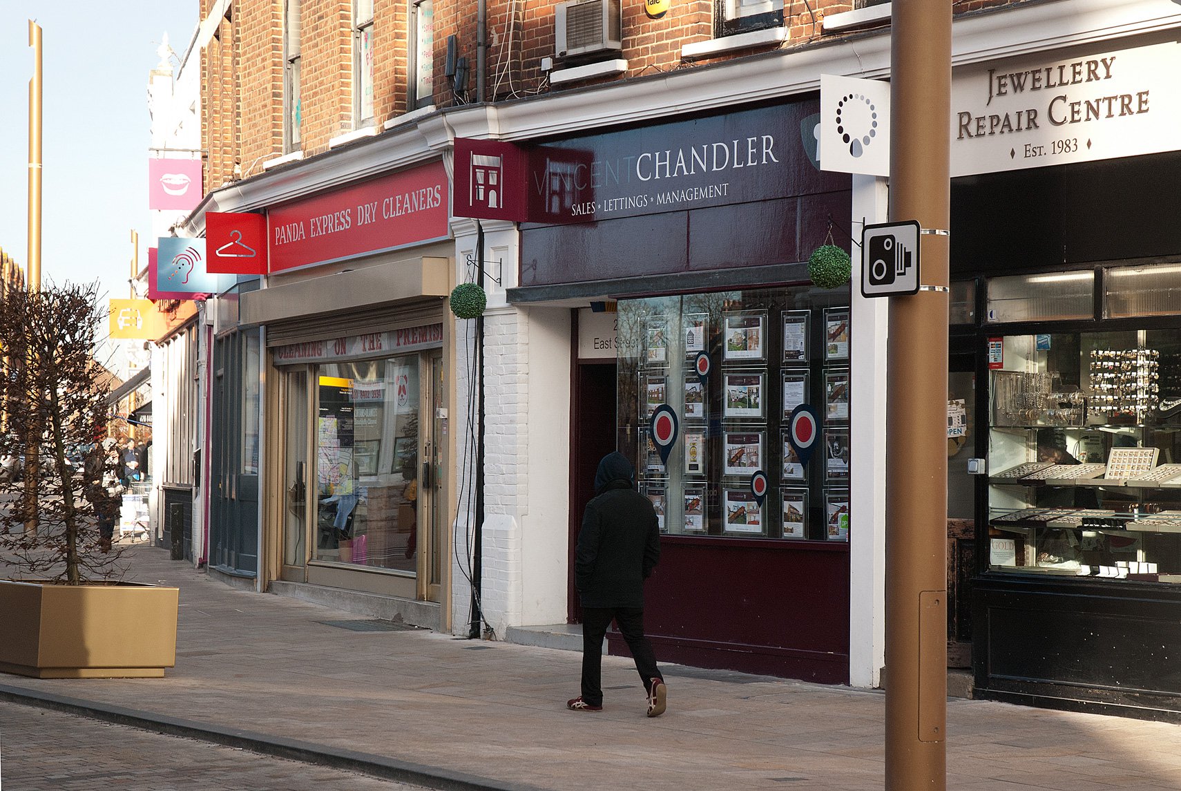 Bromley Strategy objectif Graphic Design London